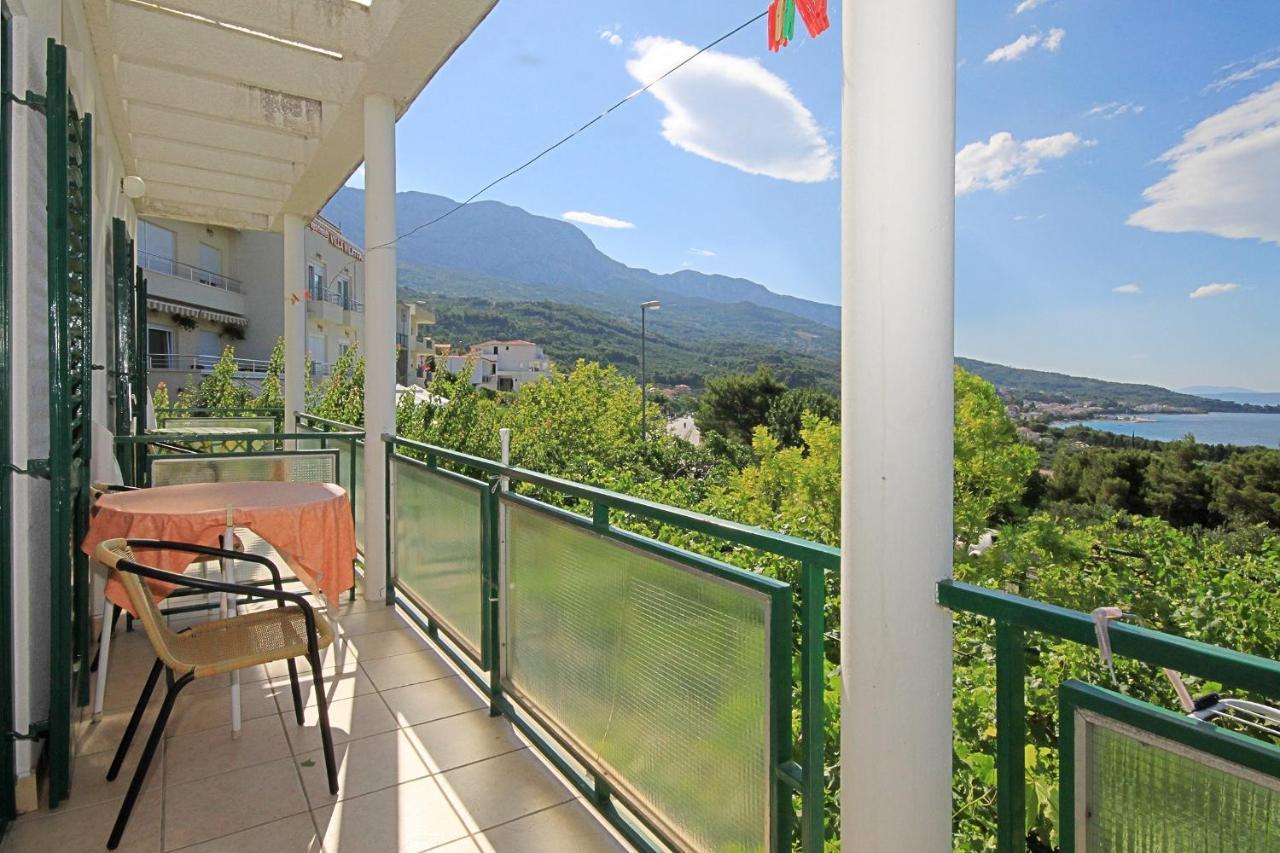 Apartments And Rooms With Parking Space Tucepi, Makarska - 6901 Экстерьер фото
