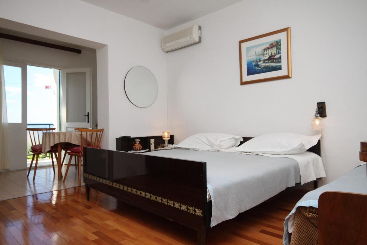 Apartments And Rooms With Parking Space Tucepi, Makarska - 6901 Экстерьер фото