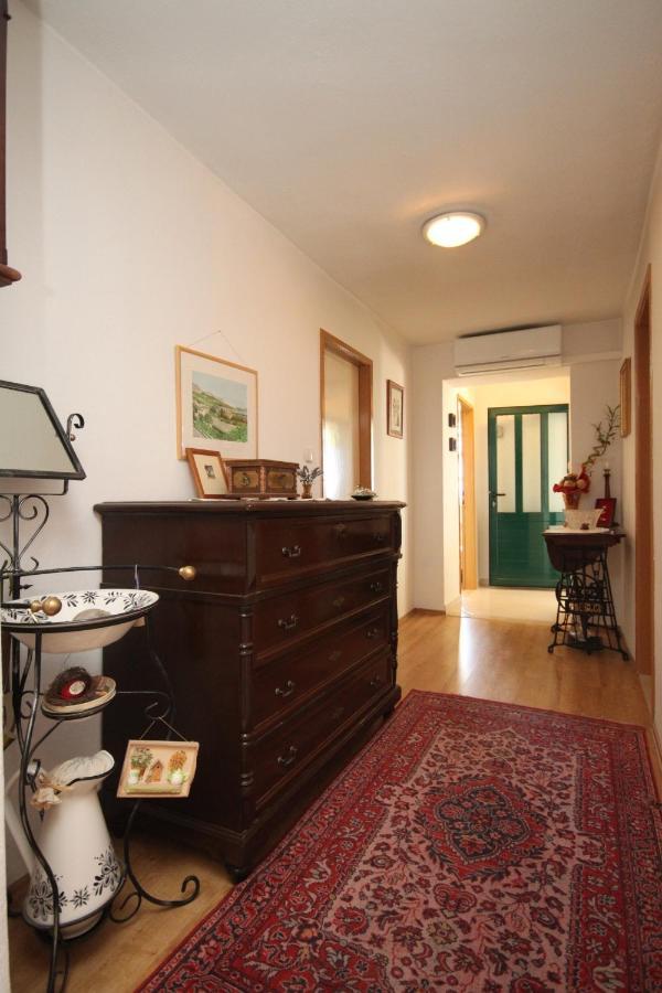 Apartments And Rooms With Parking Space Tucepi, Makarska - 6901 Экстерьер фото
