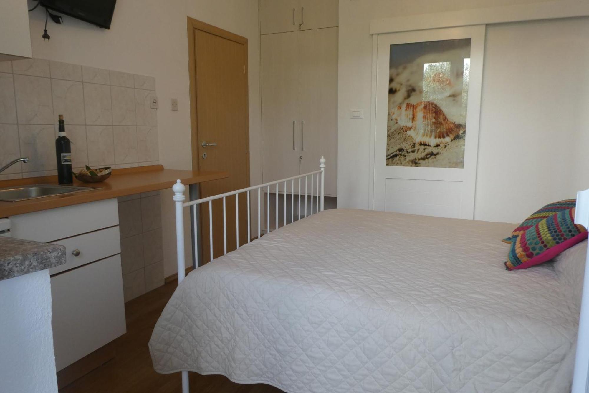 Apartments And Rooms With Parking Space Tucepi, Makarska - 6901 Номер фото